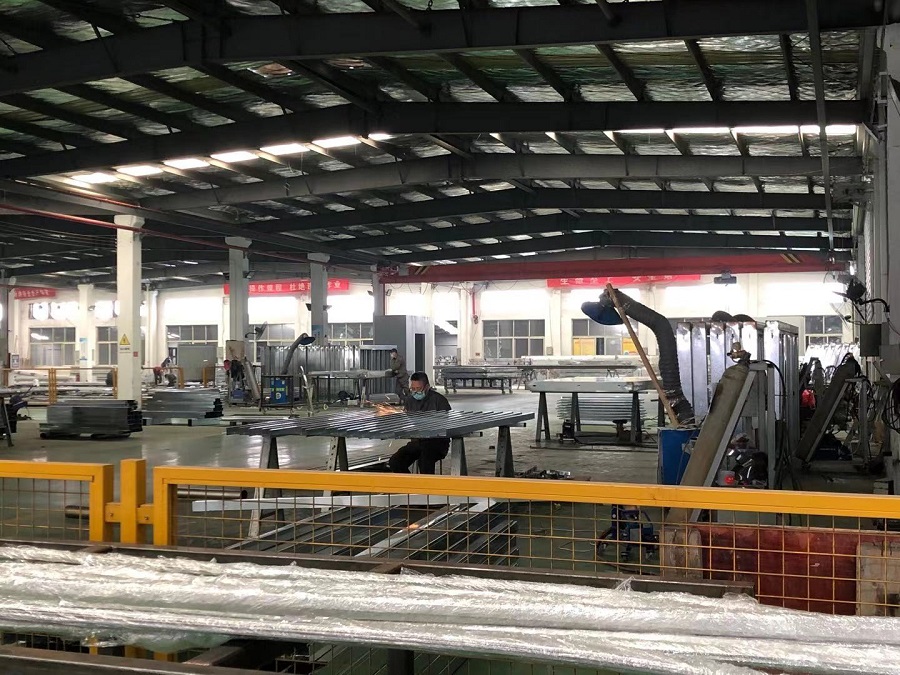 三亞公交站臺發(fā)貨圖 三亞公交站臺發(fā)貨圖