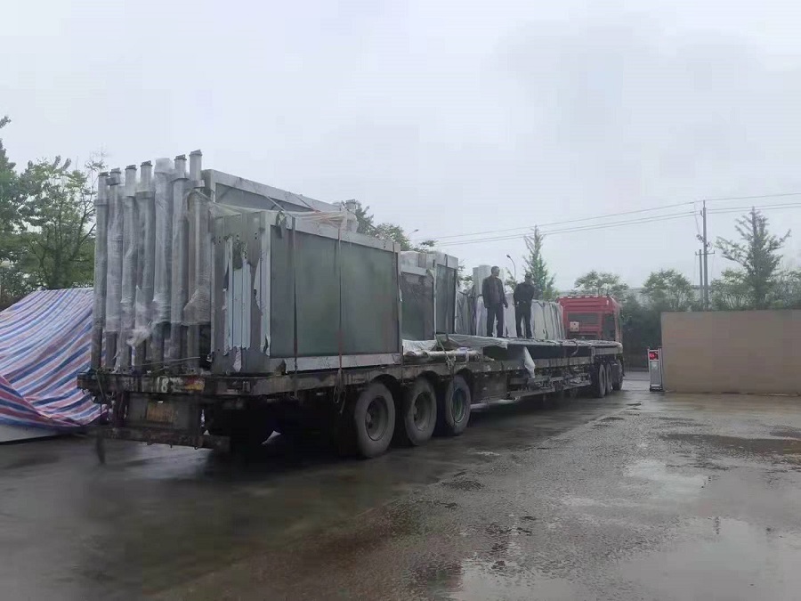 公交站臺(tái)發(fā)貨圖 公交站臺(tái)發(fā)貨圖