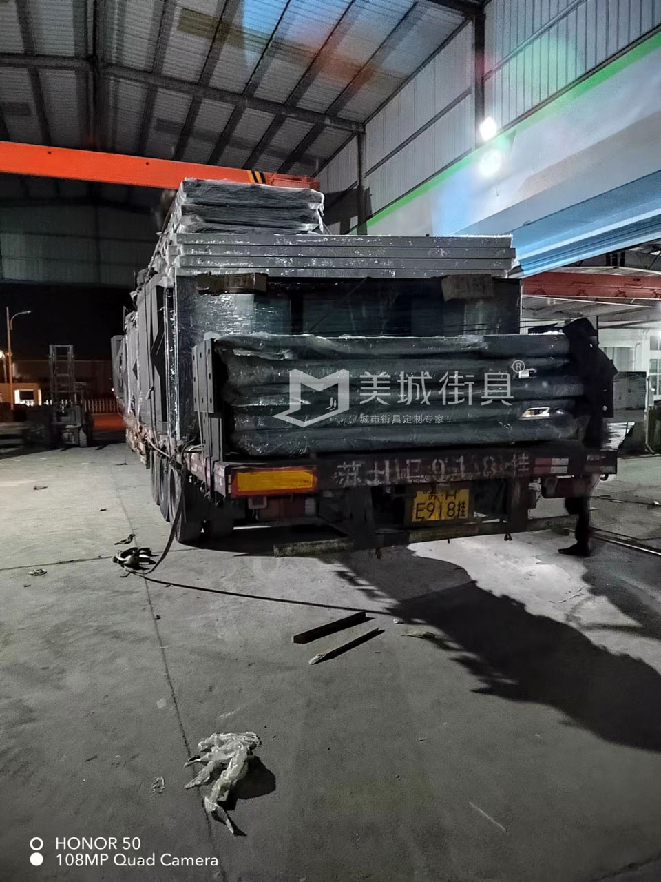 2022.10.18美城街具供應(yīng)臺(tái)州第三、四車候車亭發(fā)貨記錄